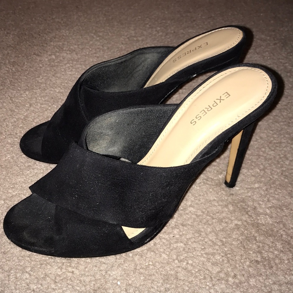 Express heels
